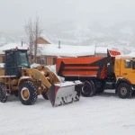 Уборка снега тракторами / Вывоз снега самосвалами 