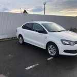 Прокат Аренда Volkswagen Polo 2015г, без водителя.