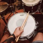 Обучение игре на барабанах с нуля