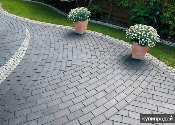 Фото Укладка тротуарной плитки
