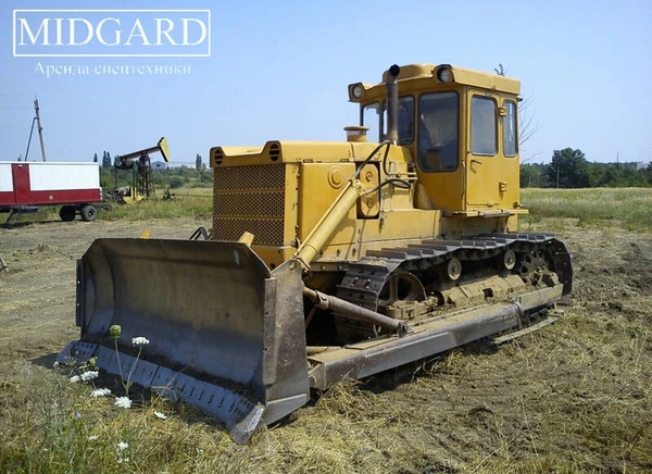 Фото Аренда бульдозера T-170 ДТ-75 komatsu D-65