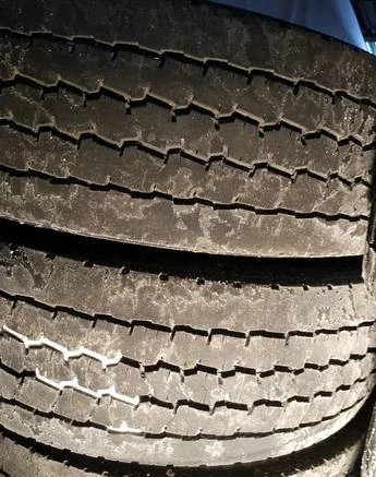 Фото Грузовые шины б/у 315/70R22.5 Dunlop SP362 руль.Оптом