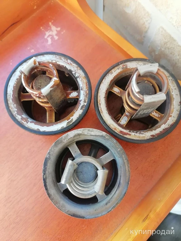 Фото Продам термостат DETROIT 60S 12.7 V