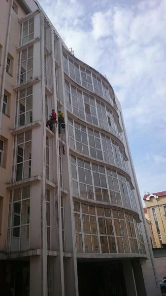 Фото Мойка фасада здания