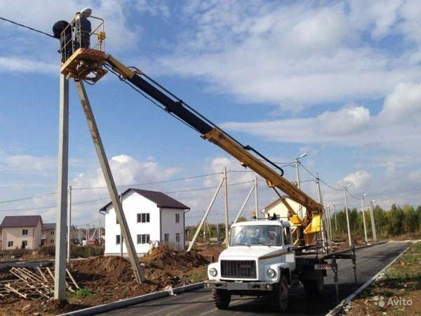 Фото Аренда автовышки Услуги АГП разной высотой подъема