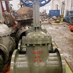 фото Задвижка клиновая фланцевая 30с15нж Ру40 Ду350