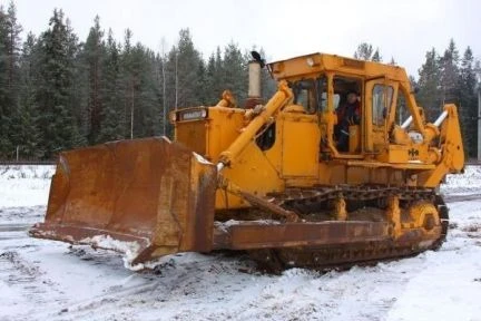 Фото Бульдозер Komatsu D355