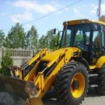 Экскаватор-погрузчик JCB 4CX