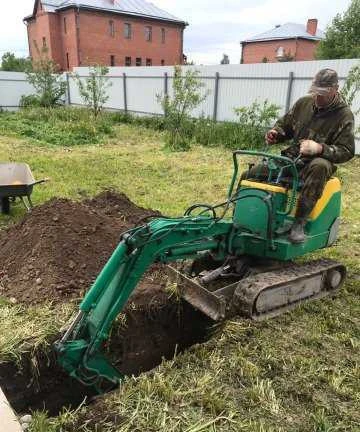 Фото Аренда мини экскаватора: дренаж, все траншеи и т.д
