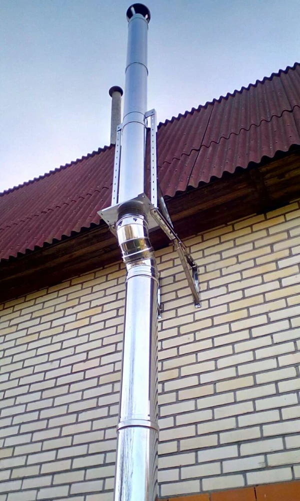 Фото Вентиляция, дымоходы, вентблоки, вытяжки. Установка вентиляционных труб.