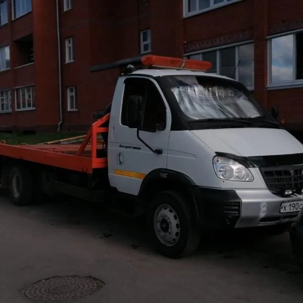 Фото  Автоэвакуатор Новосибирск  круглосуточно